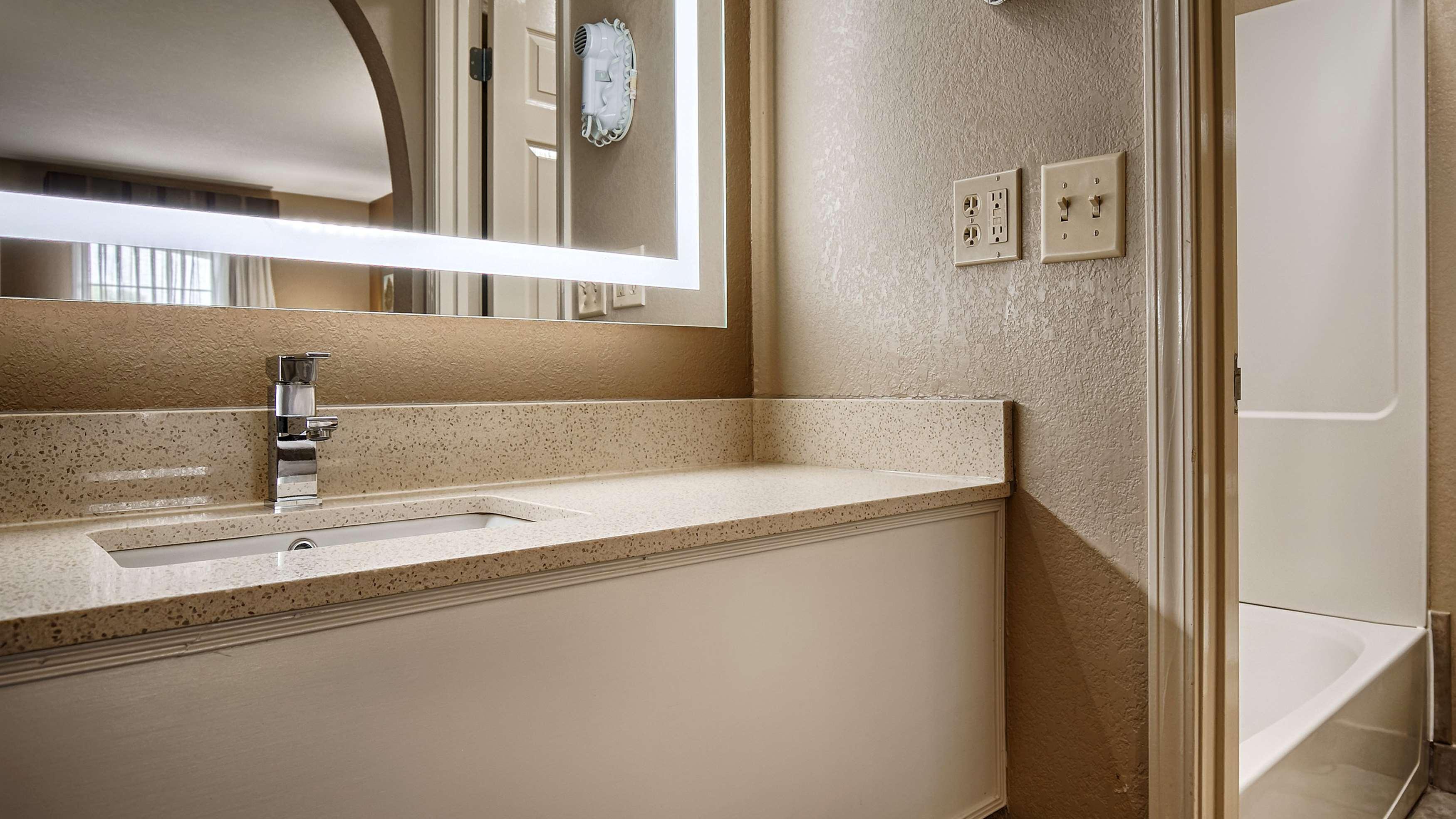 Best Western Catalina Inn Тускалуса Экстерьер фото