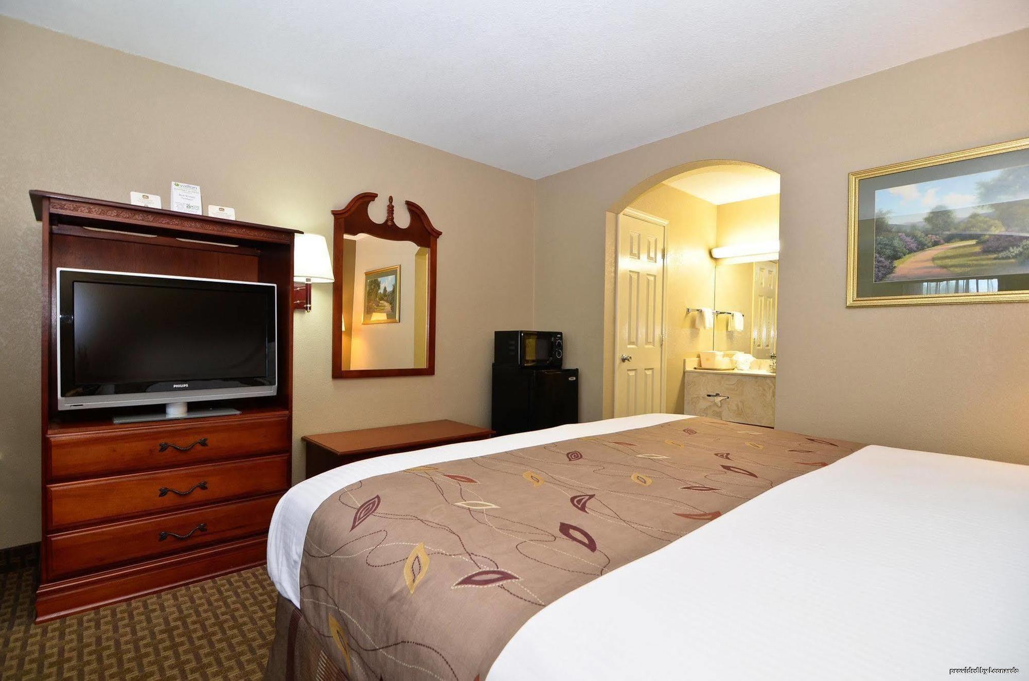 Best Western Catalina Inn Тускалуса Номер фото